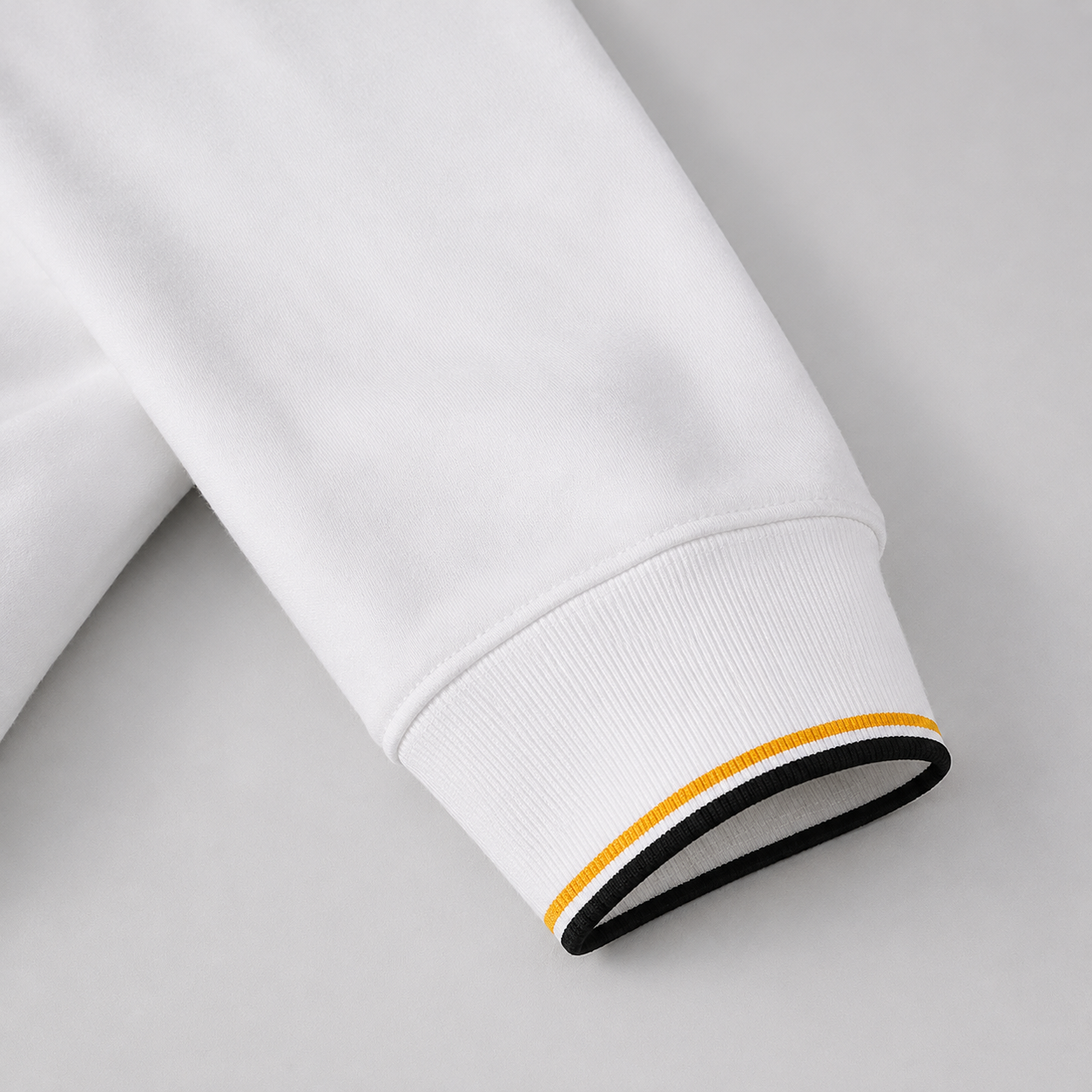 Men’s Classic Crewneck Sweatshirt
